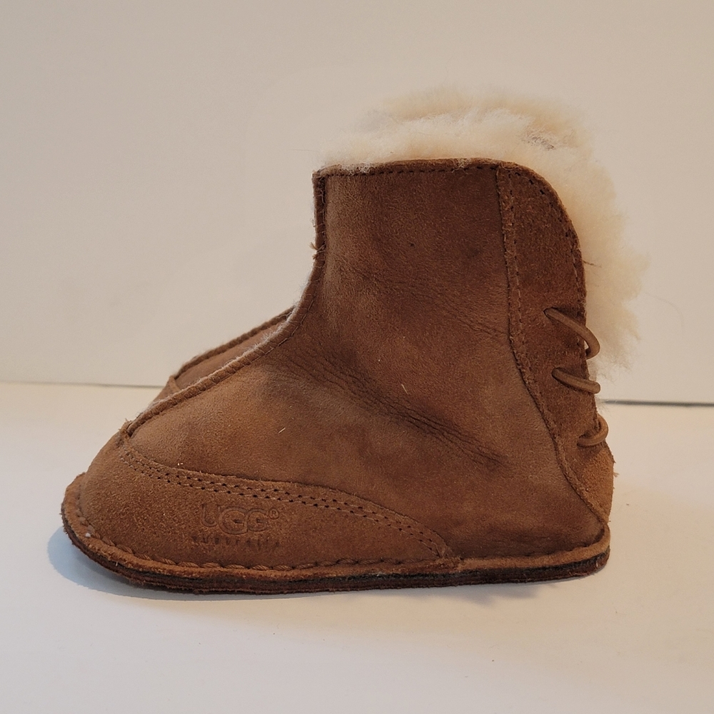 Ugg toddler booties medium size medium
